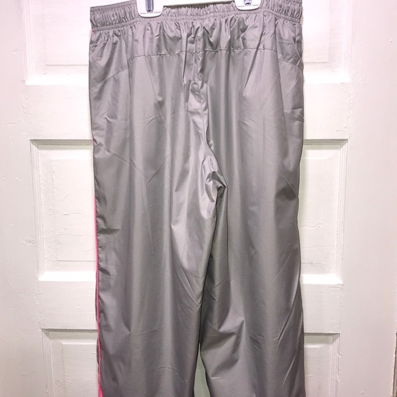 NWOT DANSKIN Athletic Pants SIZE M (8-10) - Picture 2 of 5